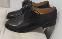 2 paires de chaussures classiques en cuir noir AMBIORIX pointures 44 et 45 mediacongo